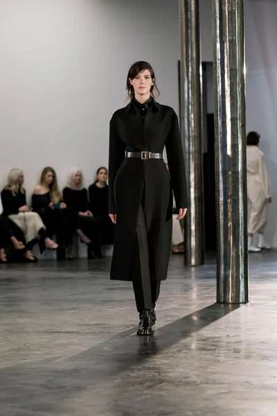 Look 20